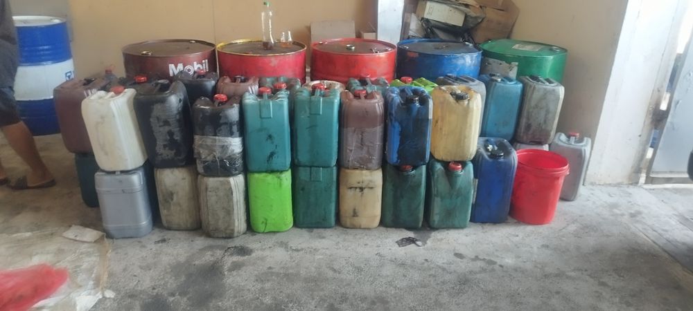 Атрабока мой Олмиз Станокдан чиққан мойларни оламиз Келишилган Нархлар