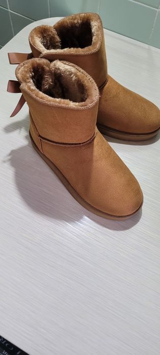 Уги зимние с бантиком