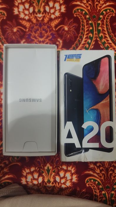 Samsung Galaxy A20