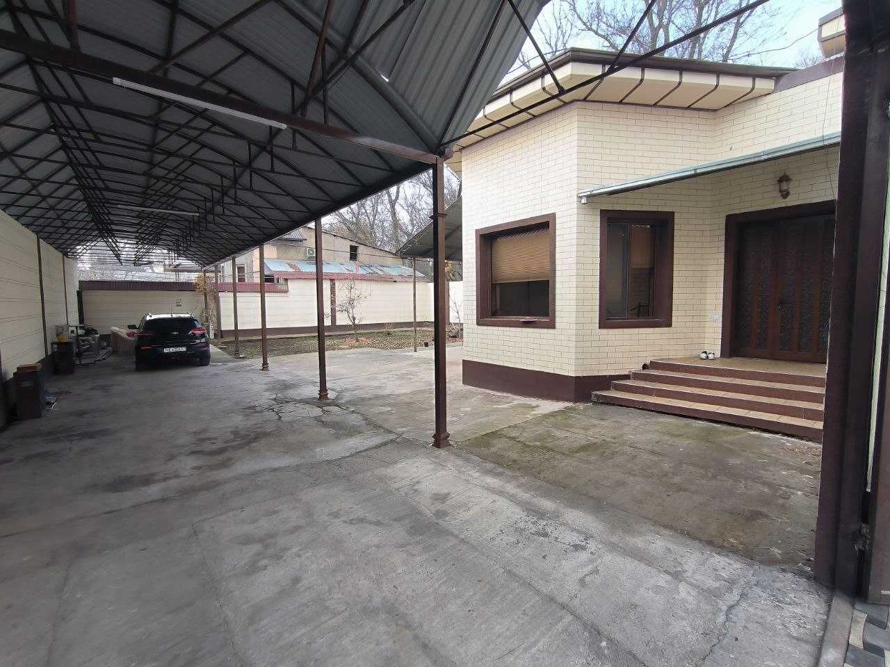 Sotiladi Avto moyka va 2 qavatli uy Qibray tumani, Kibray MFY 1 liniya