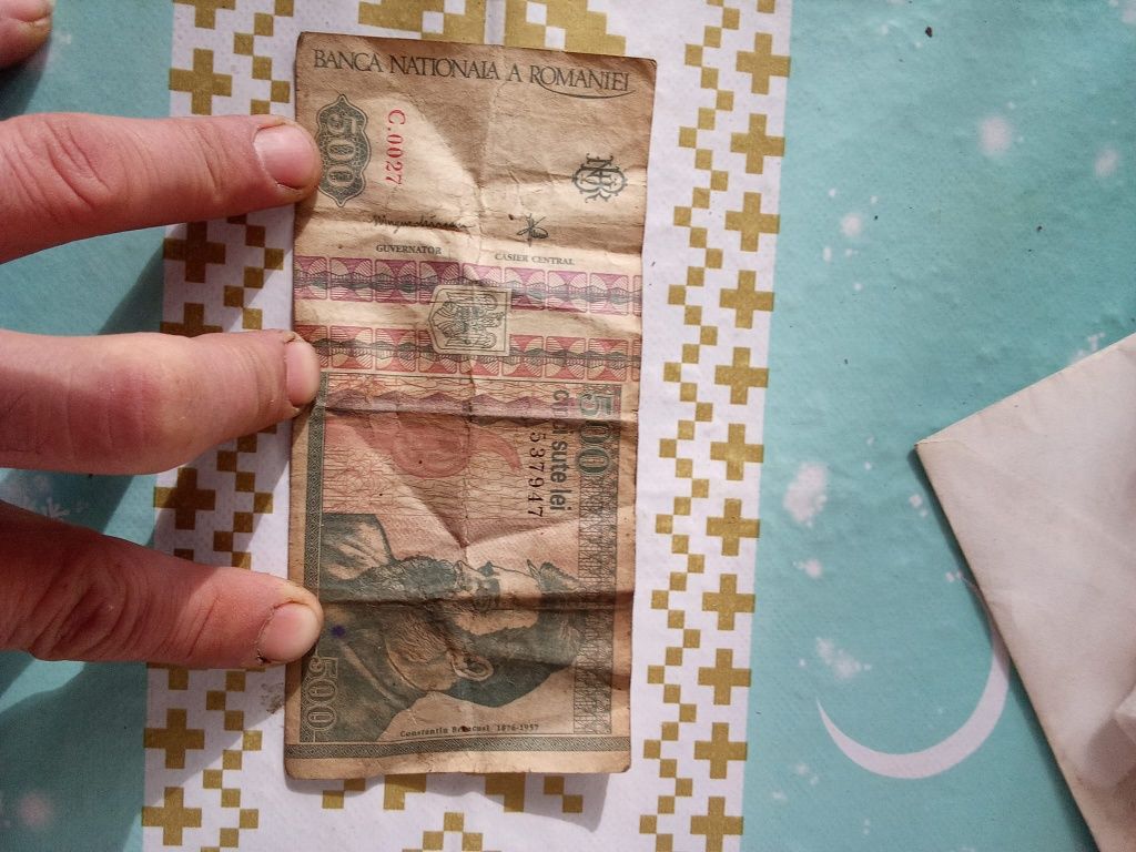 Vând bancnote vechi