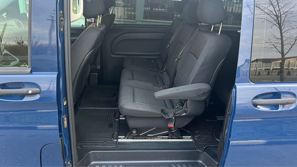 Mercedes Vito cu locuri