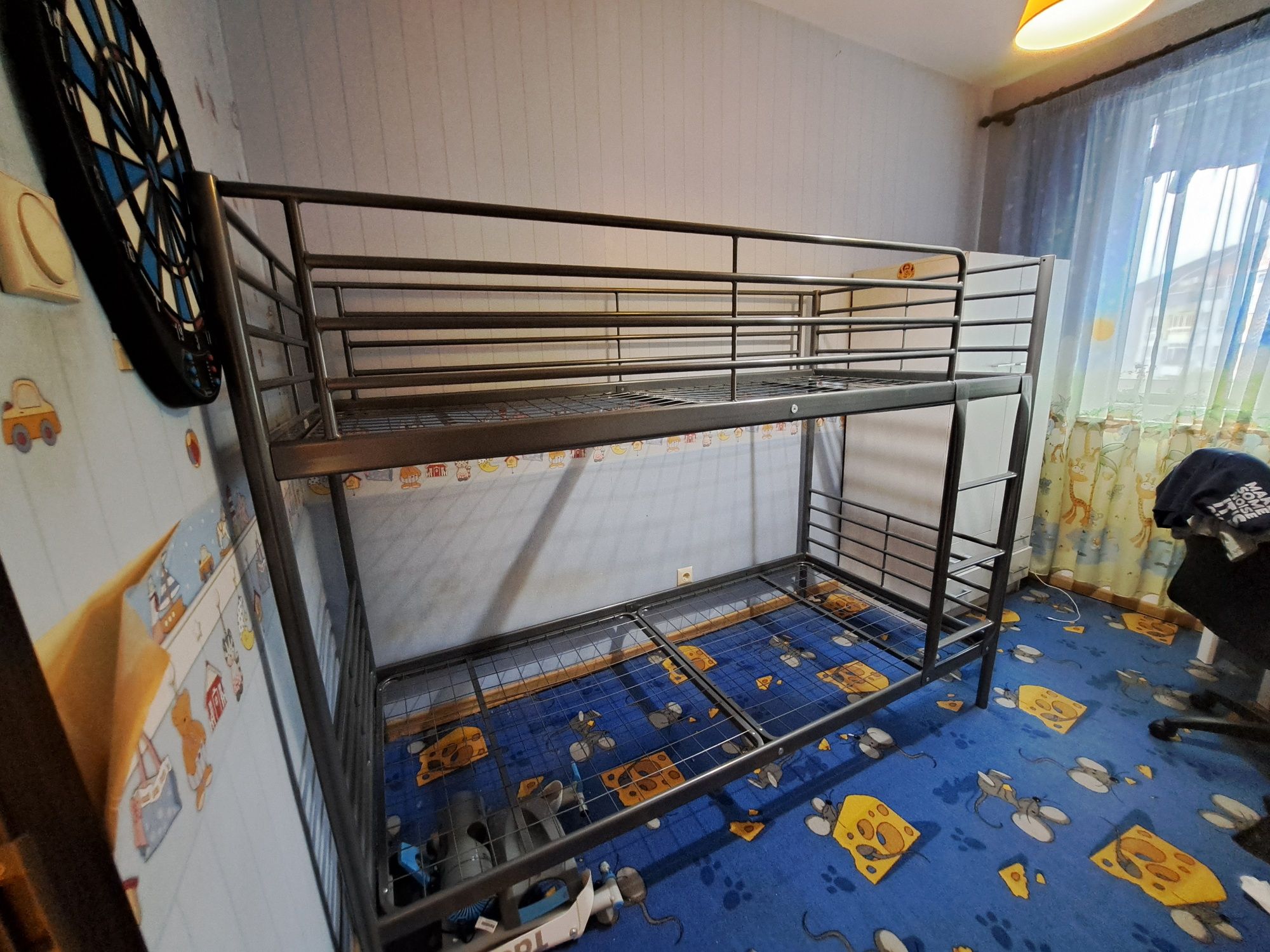 Метално двуетажно легло IKEA
