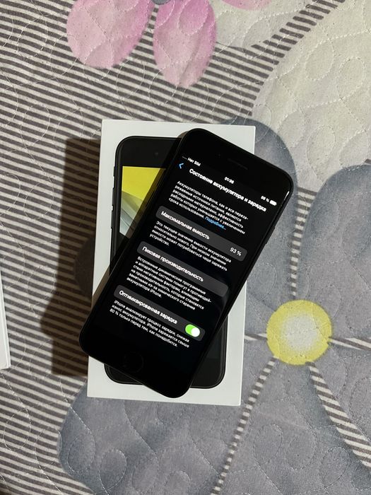 Iphone se 2 93%yomkist