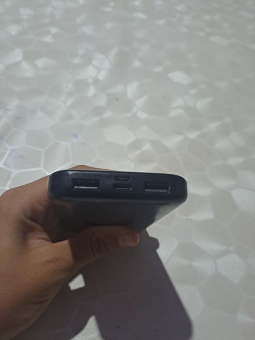 Повер банк 10000 мАч