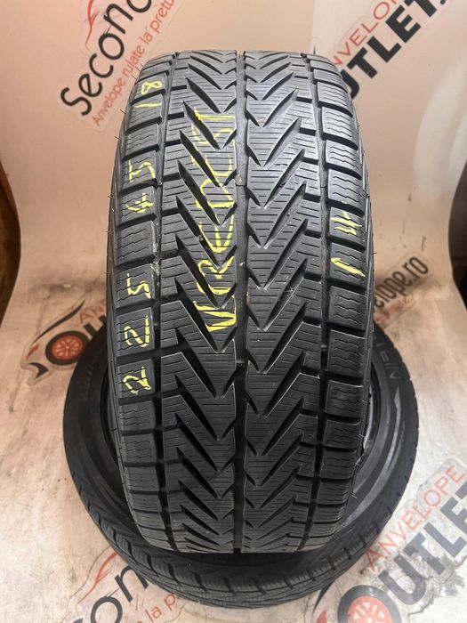 Super anvelope Iarna 2X 225/45 R18 Vredestein