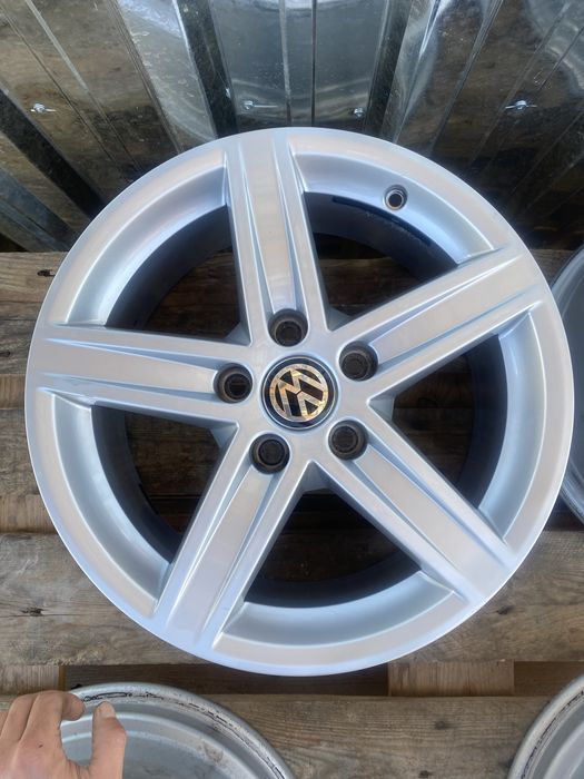 16 цола 5 х 112 мм Фолксваген Голф , VW Golf , Шкода Skoda