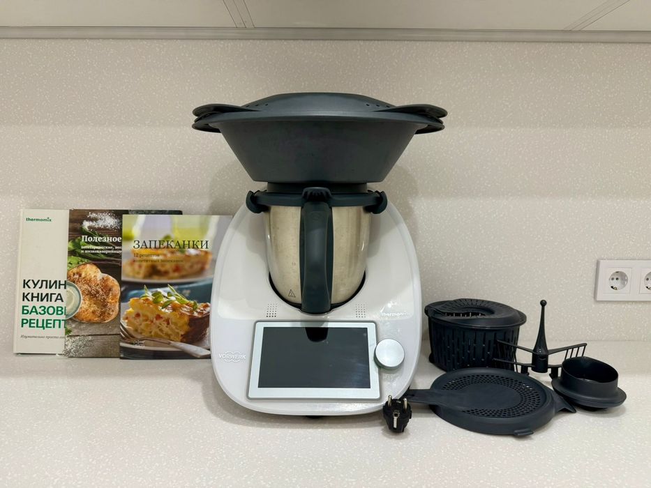 Кухонный комбайн Thermomix TM6 белый
