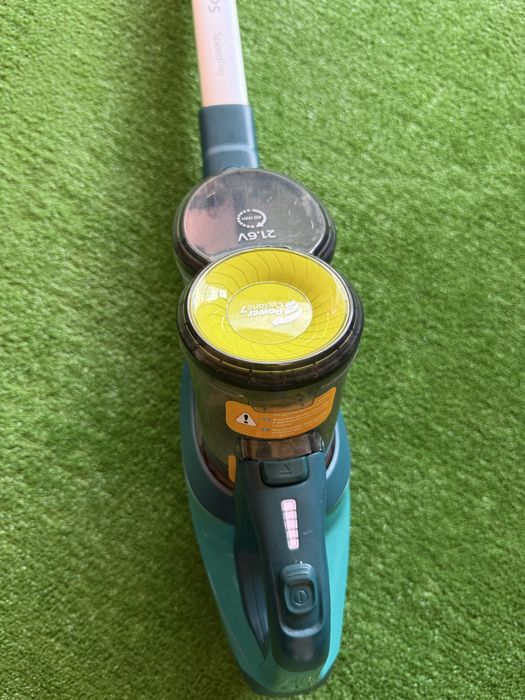 Aspirator vertical PHILIPS SpeedPro 21.6 V PowerCyclone