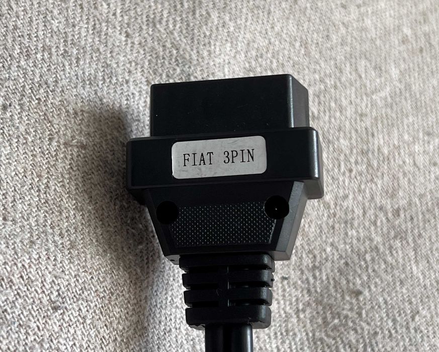 Adaptor diagnoză FIAT 3 Pin la OBD2 – cablu interfață testare auto