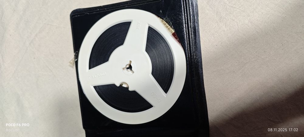 Фильм на ленте 8 мм. Новый .