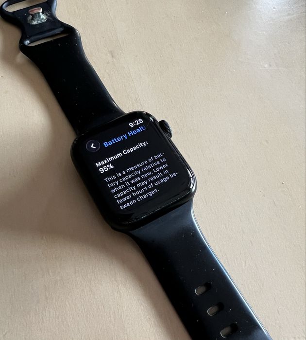 Apple Watch SE 2 40 mm (В Гаранция)