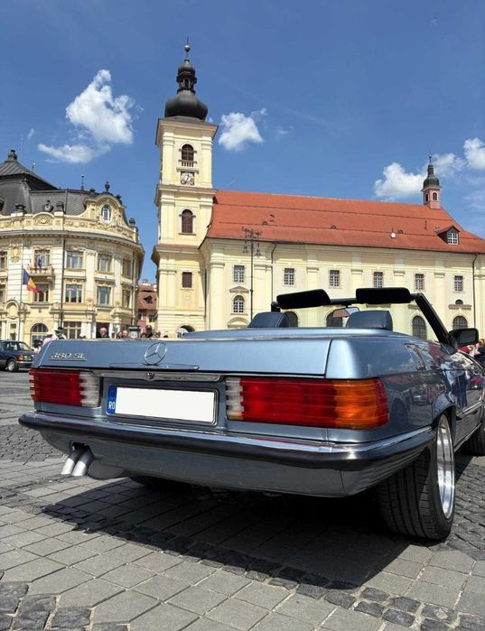 Mercedes SL 380 R107  vehicul istoric