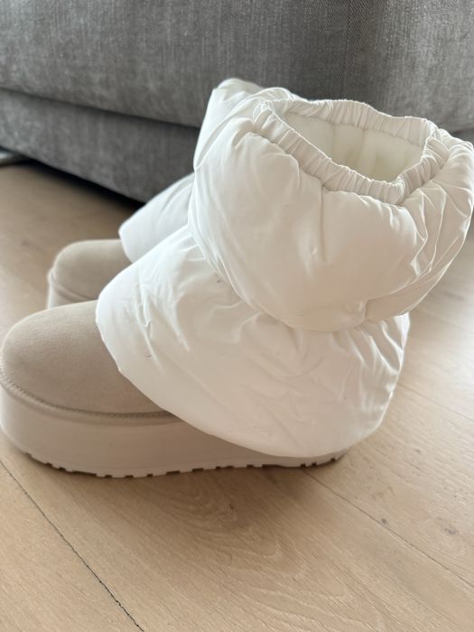 Vand ugg marime 39