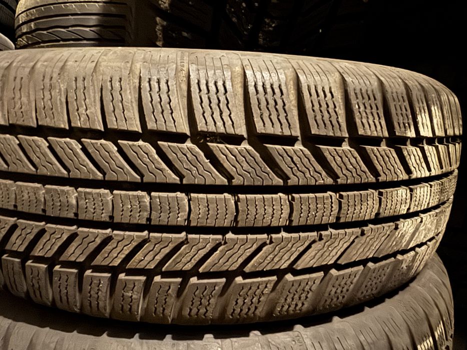 Зимни гуми Continental 205/60/16