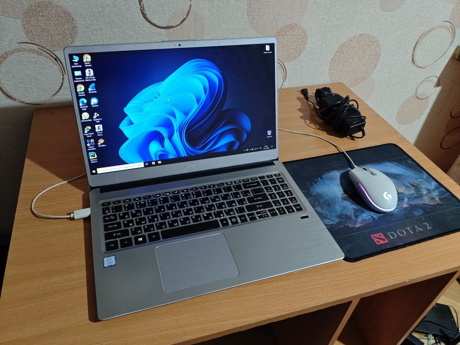 Ноутбук Acer Swift в отличном состоянии / I5, MX150-2gb, SSD.
