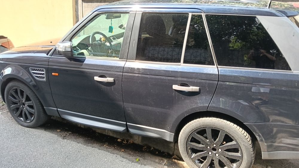 Vând/Schimb Land Rover Sport AutoutN1+ încă 2 maș+/- dif pe 1 mașină