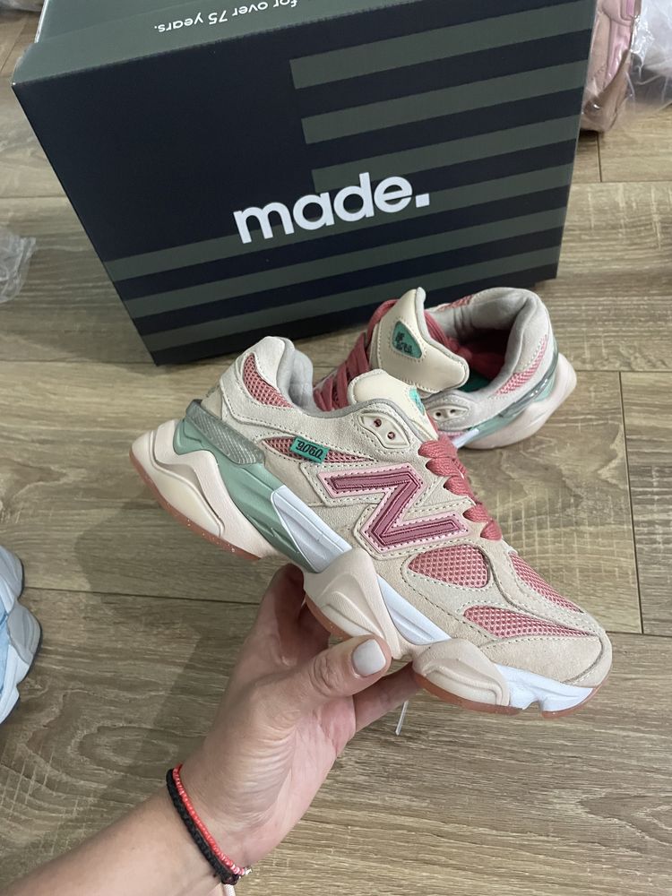 Adidasi unisex 9060