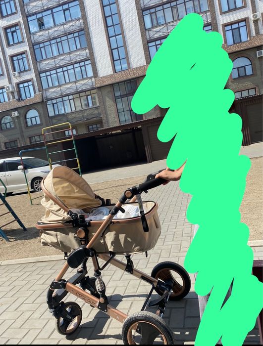 Коляска почти даром