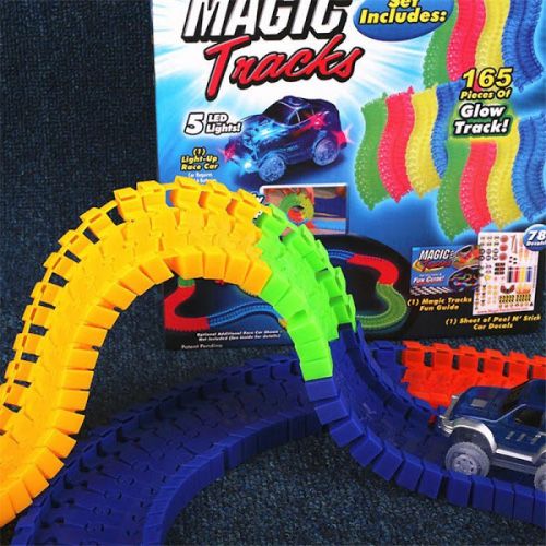 Pista flexibila curse masinute Magic Tracks