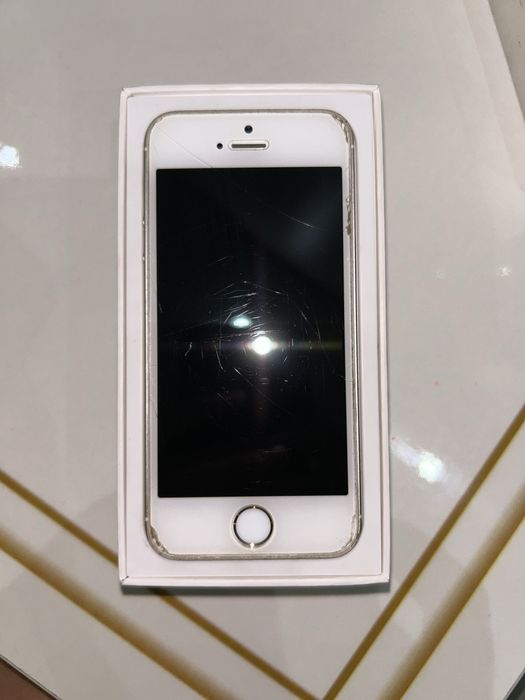Iphone 5s с коробкой