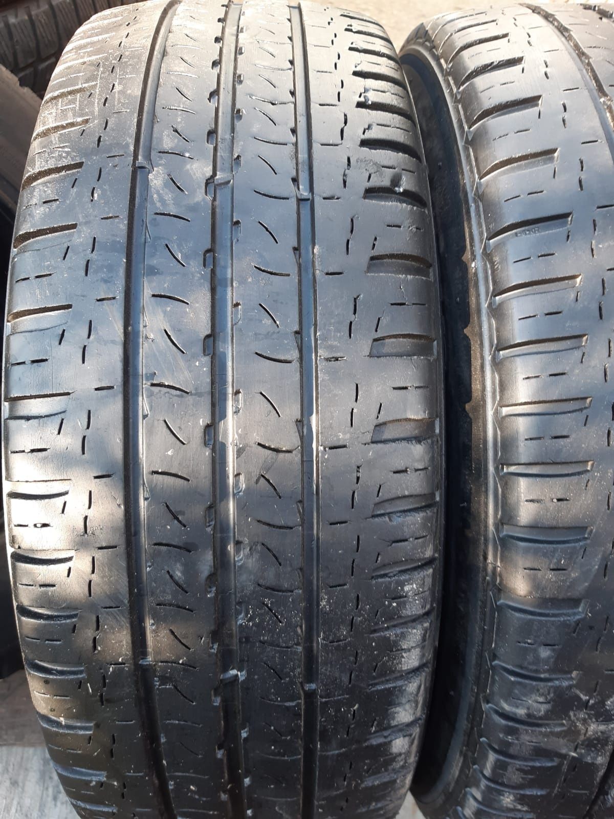 2 anvelope 225/70r15c marca BFGOODRICH 2020, preț 500 lei ambele