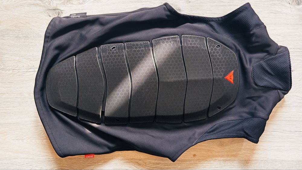 Vand protectie spate NOU DAINESE ski/ motor bicicleta marime S