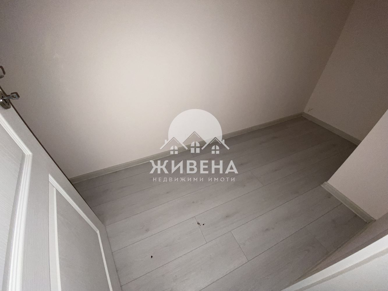 Продава 3-стаен апартамент, До ключ, м-т Кабакум, площ 115 кв.м
