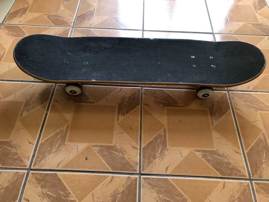 Детски скейтборд NERF, малко използван, запазен, до 100 кг. тежест