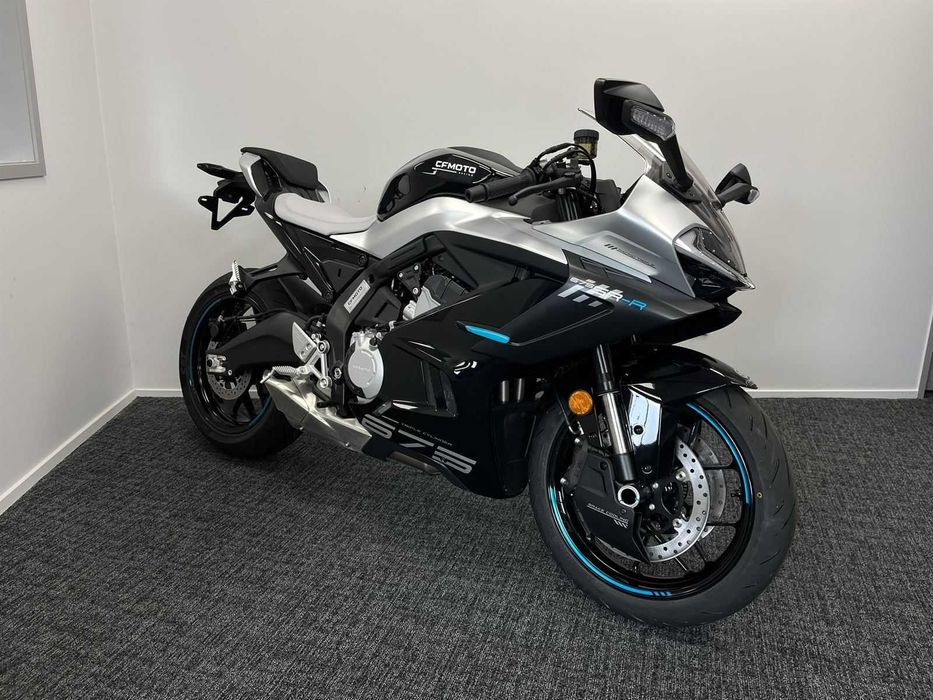 Новый мотоцикл CFMOTO 675SR-R