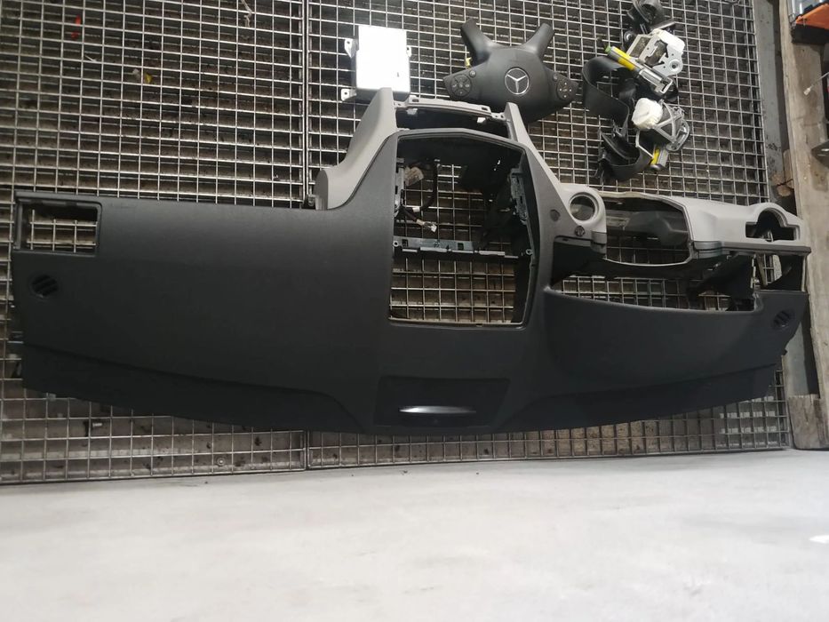 kit plansa bord mercedes c-class w204 a2046803787