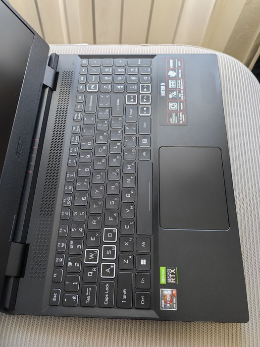 Acer Nitro 5 Ryzen 5-6600H, RTX3070 8Gb(256bit), 16Gb, 1TB(gen4), 144h