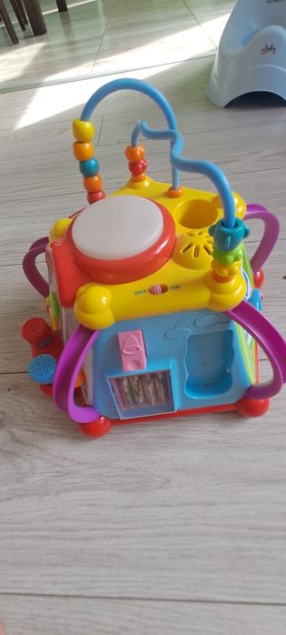 Детска музикална играчка