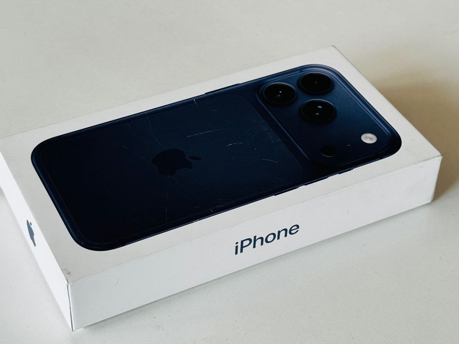 НОВ! Iphone 17 Pro 256GB Blue Гаранция 1 година