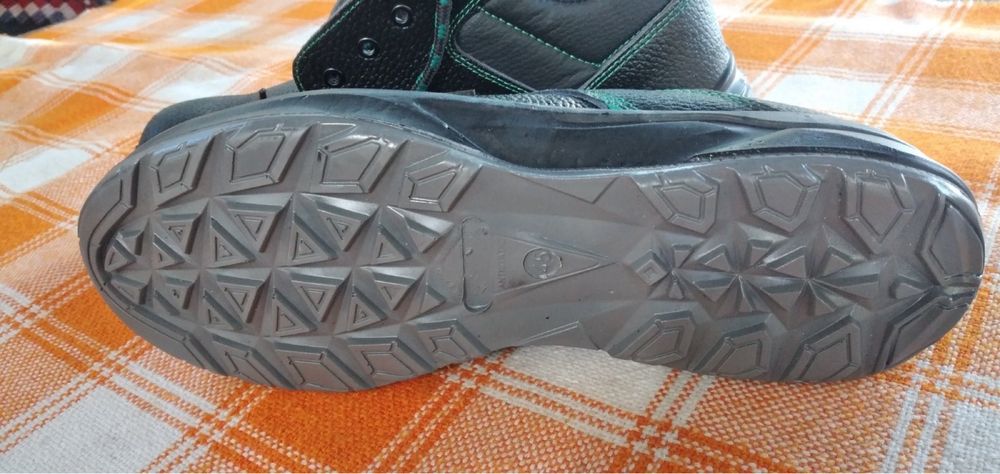 Работни мъжки обувки