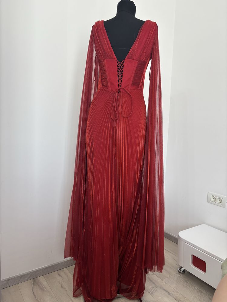 Rochie roșie de seară achizitionata din Turcia
