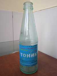 Старо стъклено шише от Тоник