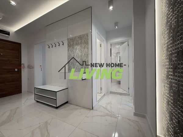 Продава се Тристаен апартамент в Пловдив, Остромила - 118 кв.м за 1992 €/кв.м - Снимка #7