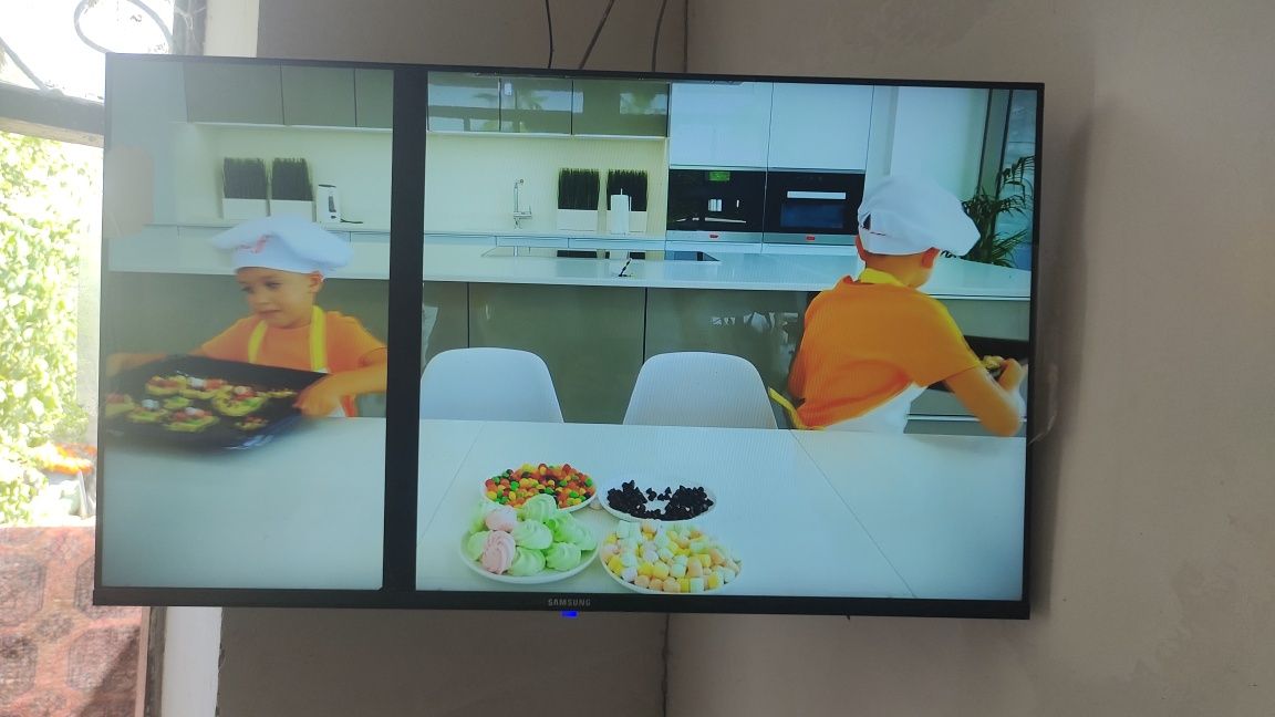 Samsung q90 SMART tv sotiladi, 43 dyum, ekranida chiziq bor