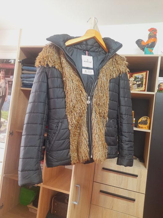 Geacă Moncler cu blaniță
