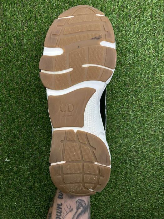 CLASS Dior B22 Reflective White (от/до 40-46 номер)