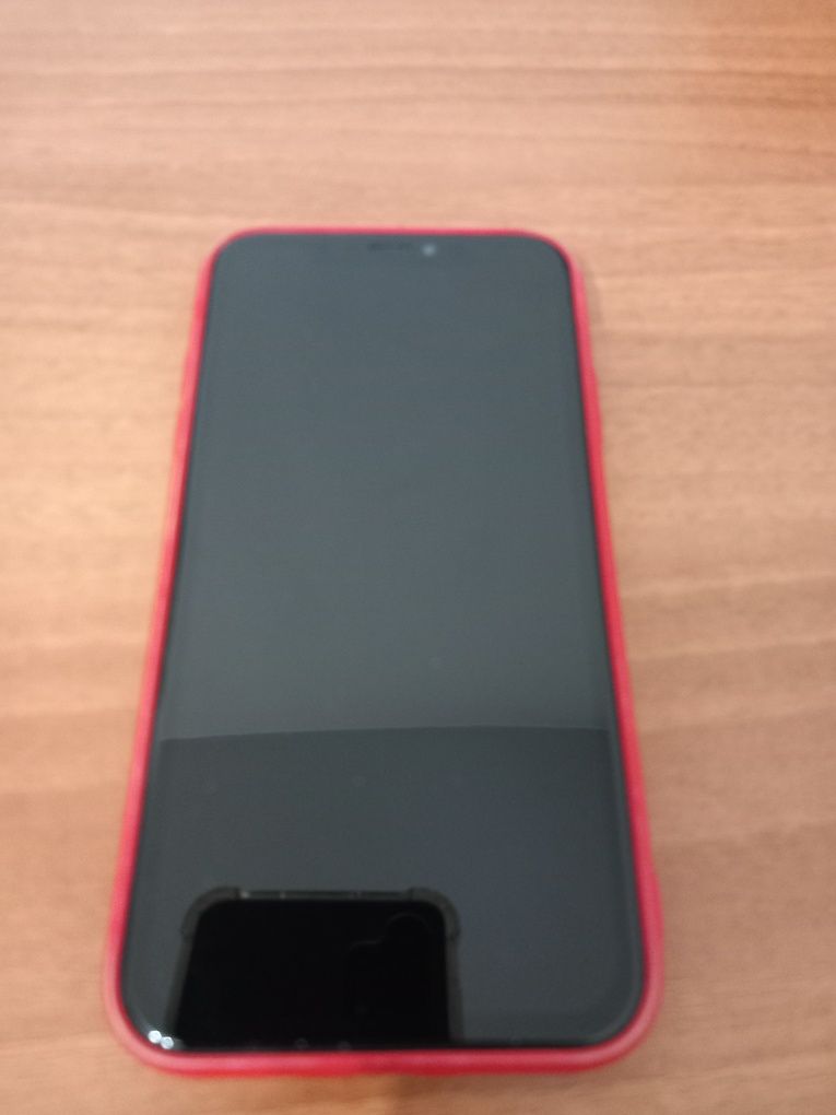 Телефон Iphone xr