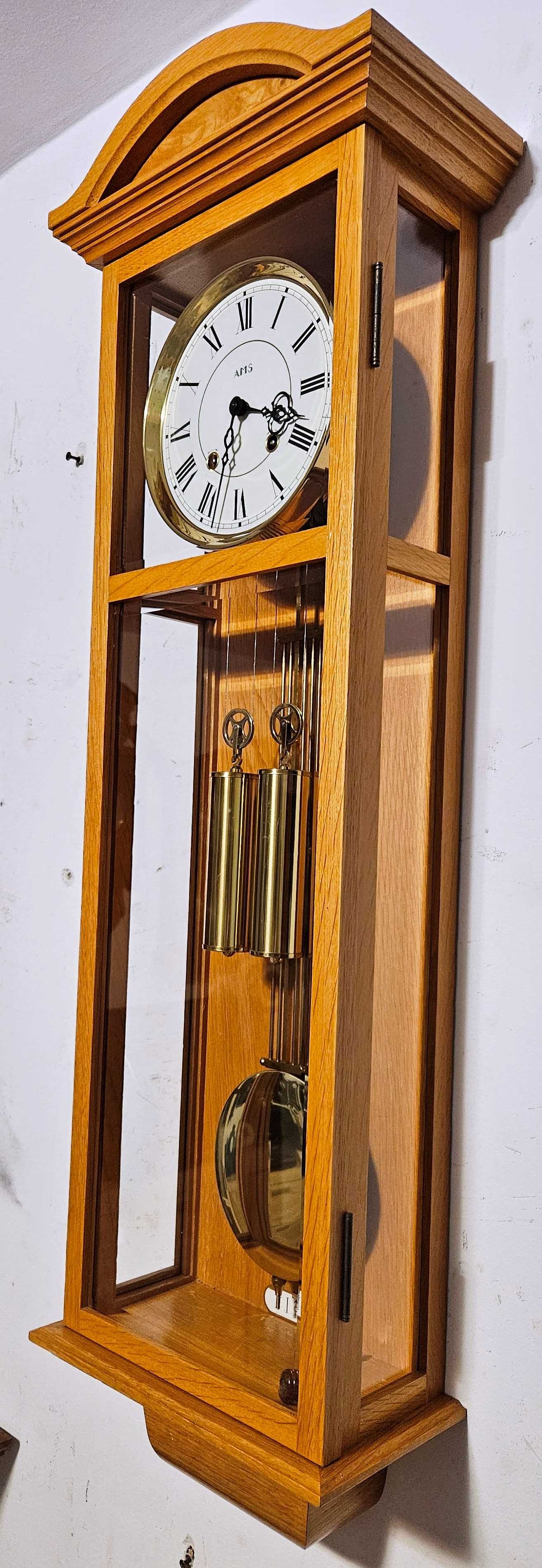 Ceas de perete cu pendula si 2 greutati Urgos