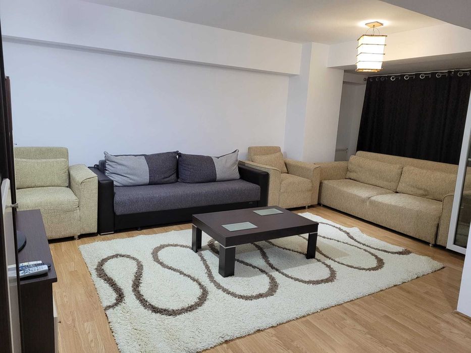 Închiriez apartament 2 camere, 75 mp, Ansamblul Volna