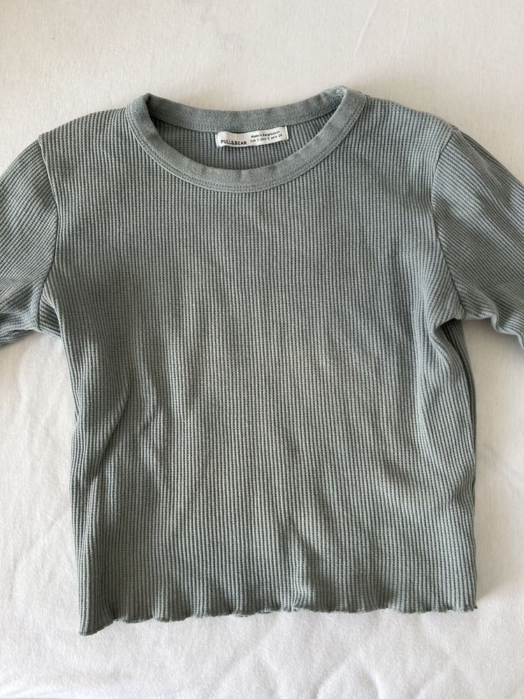 Bluza Pull&Bear, nepurtată, mărimea S.