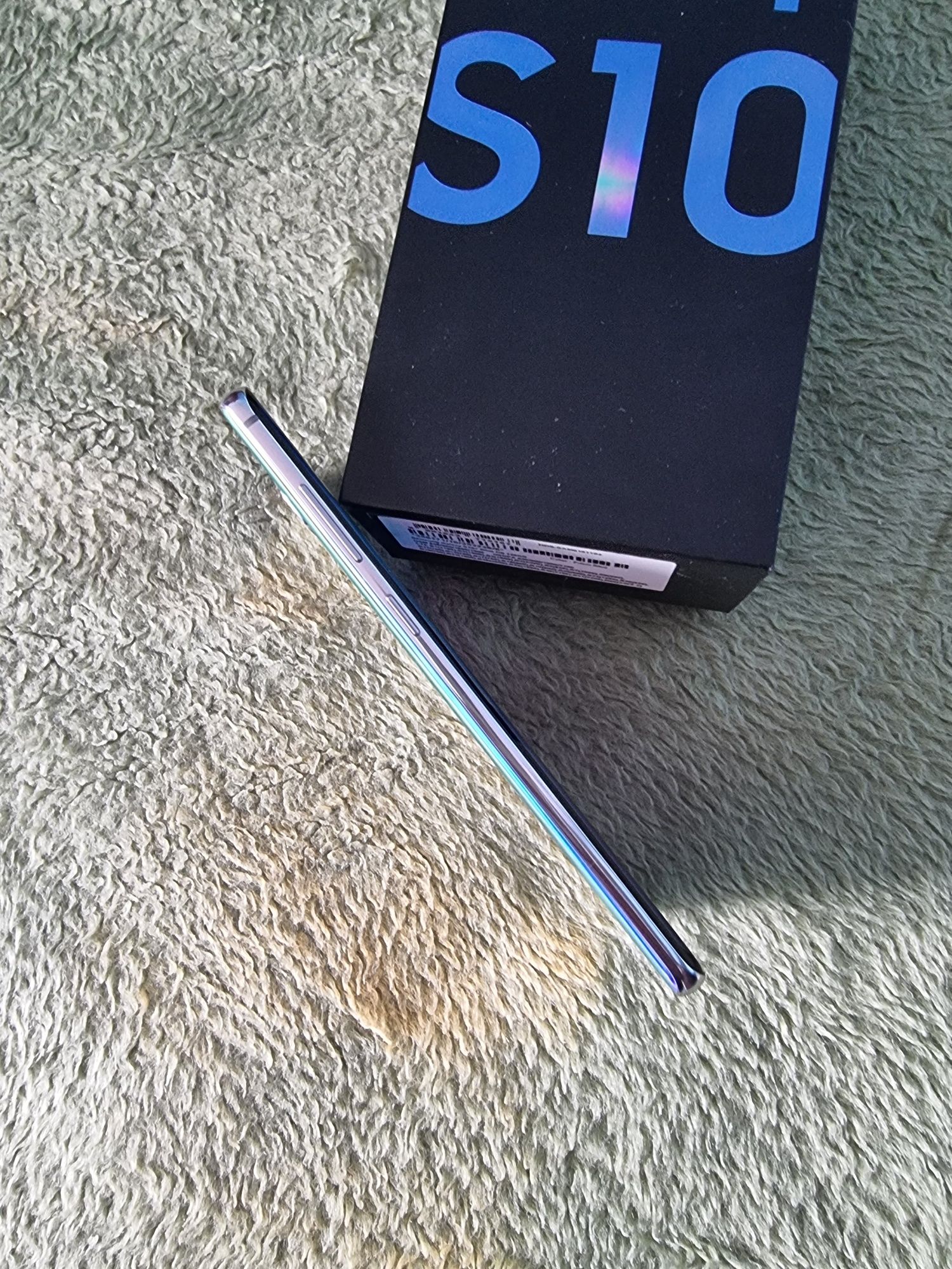 Vând Samsung S10 plus GOLD/512 Gb