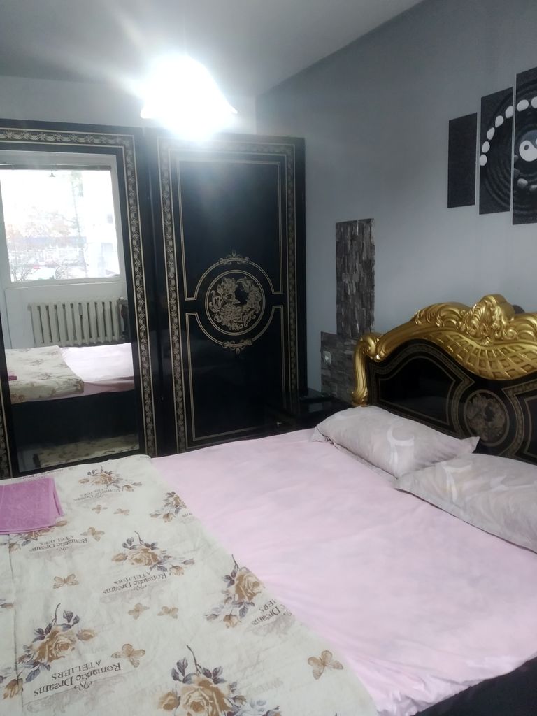 Дава се под наем Двустаен апартамент в Разград, Център - 70 кв.м за 357 € - Снимка #2