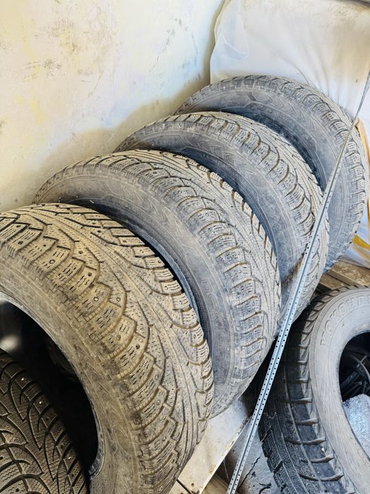 Продам шины шипованные с дисками р 18 прадо