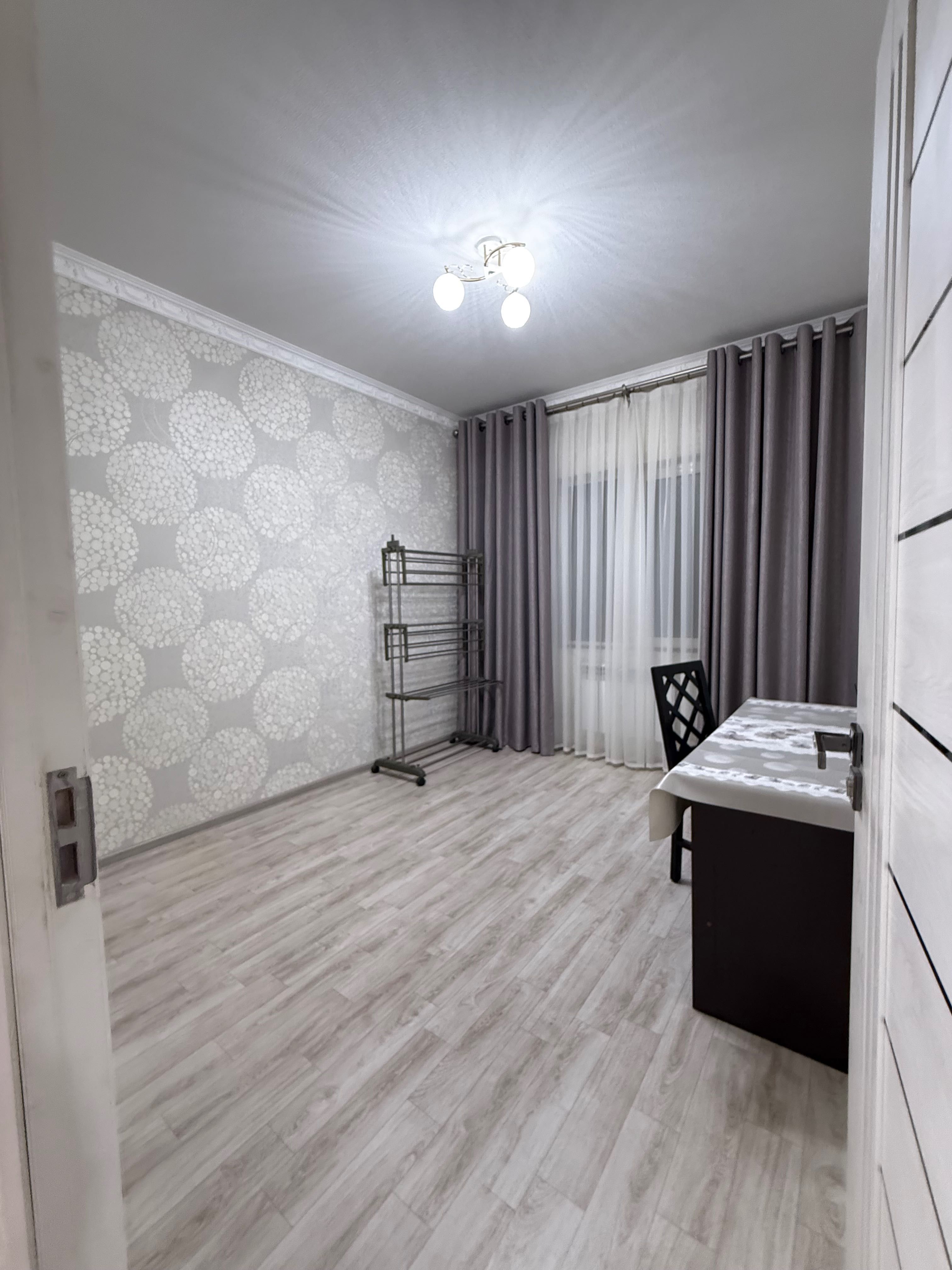 Продается 3х комнатная квартира в Сергели