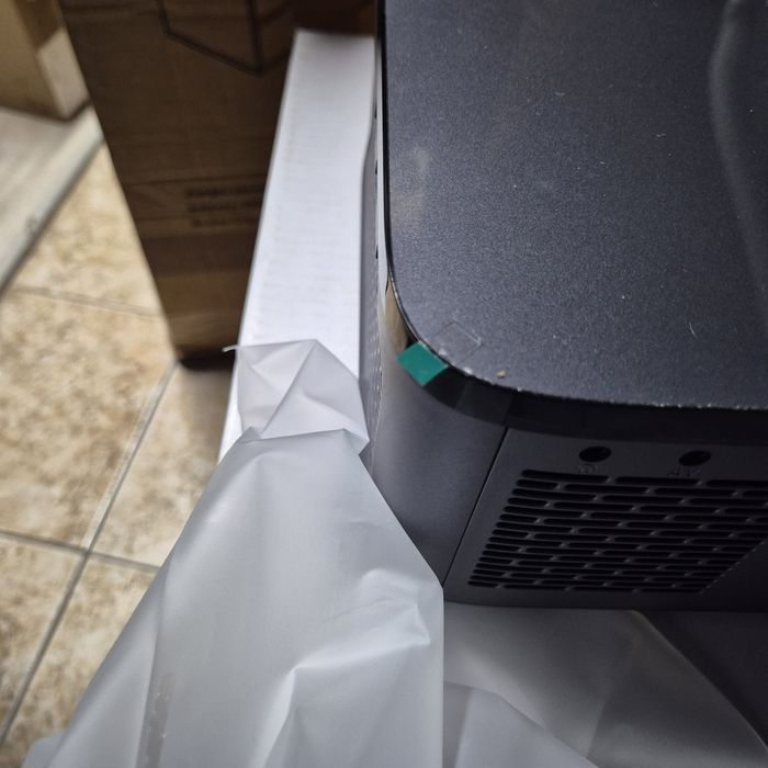 Професионален Интелигентен проектор с Android WiFi Bluetooth,5G 25000л